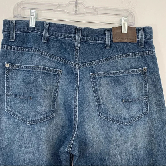 Calvin Klein Jeans Men Size 36 Straight Leg  Inseam 31" Blue Fading 100%‎ Cotton - Picture 10 of 12